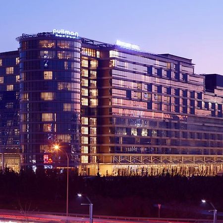 Mercure Istanbul West Hotel & Convention Center Exterior photo